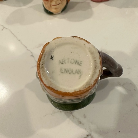 VTG Artone & Beswick England Toby Porcelain Shot Glass  Figurine Lot 16 Mini - Picture 6 of 14